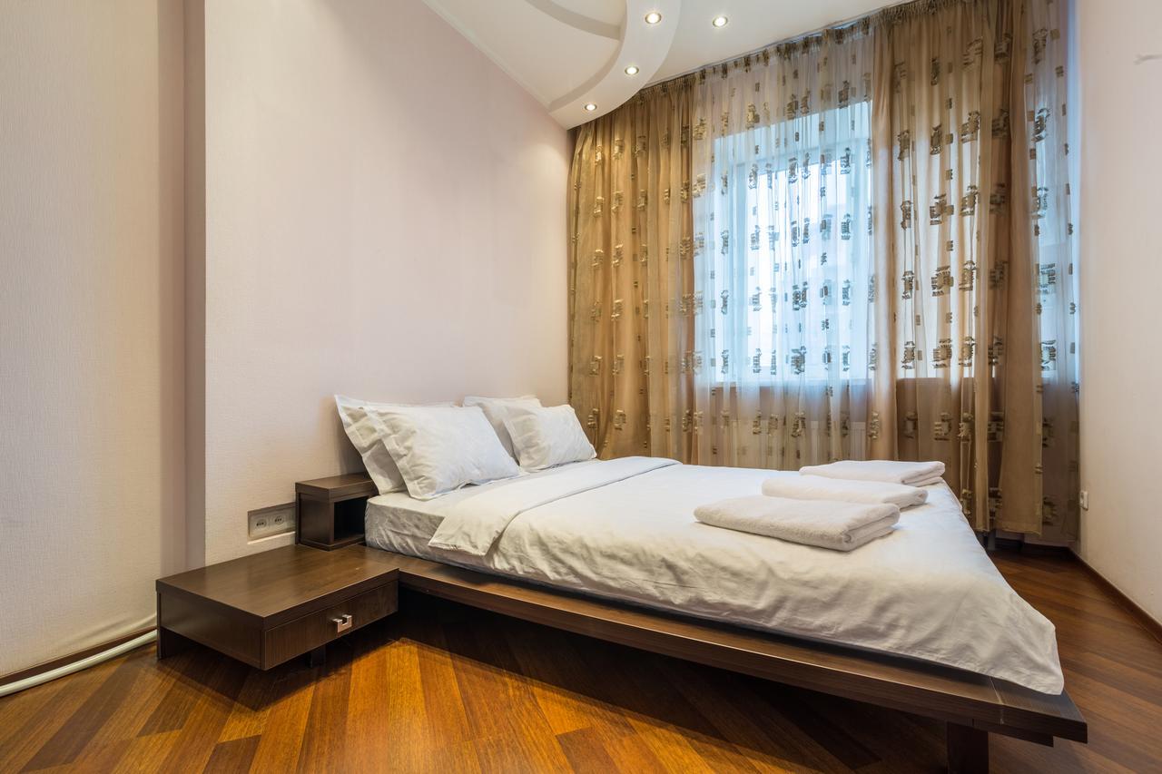 Lux Near Most City With Panoramic Windows Dnipro Luaran gambar